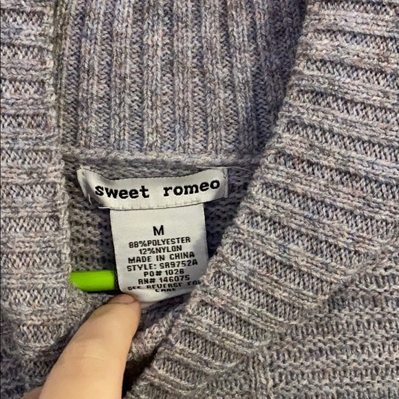 ❗️BOGO❗️Sweet Romeo Sweater - Picture 6 of 6